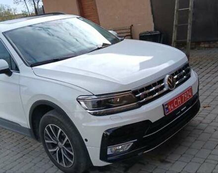 Фольксваген Тигуан 2019 в Львове на Automoto.ua Белый Фольксваген Тигуан, объемом двигателя 2 л и пробегом 105 тыс. км за 19500 $, фото 1 на Automoto.ua