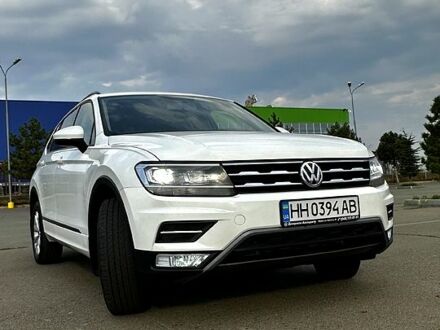 Фольксваген Тігуан 2019 у Одесі на Automoto.ua Білий Фольксваген Тігуан, об'ємом двигуна 2 л та пробігом 120 тис. км за 22000 $, фото 1 на Automoto.ua