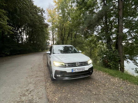 Білий Фольксваген Тігуан, об'ємом двигуна 1.98 л та пробігом 48 тис. км за 23000 $, фото 1 на Automoto.ua