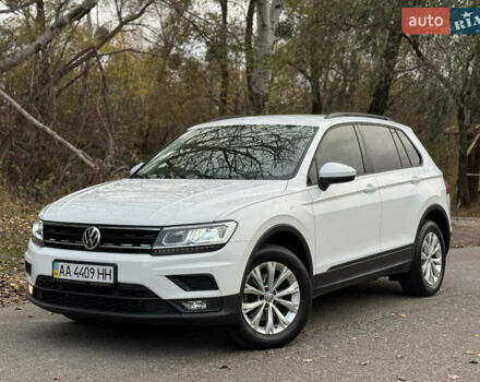 Белый Фольксваген Тигуан, объемом двигателя 1.97 л и пробегом 86 тыс. км за 27000 $, фото 1 на Automoto.ua