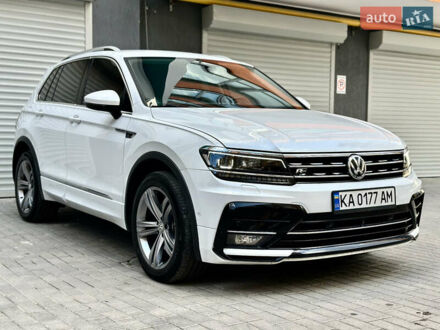 Фольксваген Тигуан 2020 в Житомире на Automoto.ua Белый Фольксваген Тигуан, объемом двигателя 1.98 л и пробегом 61 тыс. км за 27888 $, фото 1 на Automoto.ua