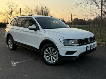 Белый Фольксваген Тигуан, объемом двигателя 1.98 л и пробегом 48 тыс. км за 18200 $, фото 1 на Automoto.ua