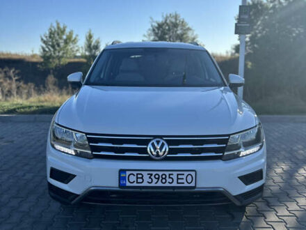 Фольксваген Тигуан 2020 в Умани на Automoto.ua Белый Фольксваген Тигуан, объемом двигателя 2 л и пробегом 69 тыс. км за 19900 $, фото 1 на Automoto.ua