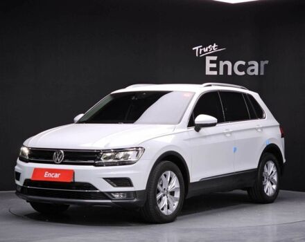 Белый Фольксваген Тигуан, объемом двигателя 0 л и пробегом 87 тыс. км за 13787 $, фото 1 на Automoto.ua