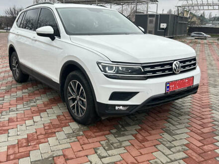 Белый Фольксваген Тигуан, объемом двигателя 0 л и пробегом 82 тыс. км за 21500 $, фото 1 на Automoto.ua