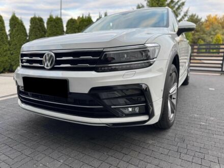Фольксваген Тігуан 2020 у Вінниці на Automoto.ua Білий Фольксваген Тігуан, об'ємом двигуна 2 л та пробігом 54 тис. км за 18000 $, фото 1 на Automoto.ua