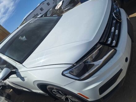 Фольксваген Тігуан 2021 у Львові на Automoto.ua Білий Фольксваген Тігуан, об'ємом двигуна 2 л та пробігом 98 тис. км за 11950 $, фото 1 на Automoto.ua