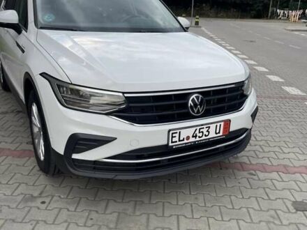 Белый Фольксваген Тигуан, объемом двигателя 1.97 л и пробегом 228 тыс. км за 29800 $, фото 1 на Automoto.ua