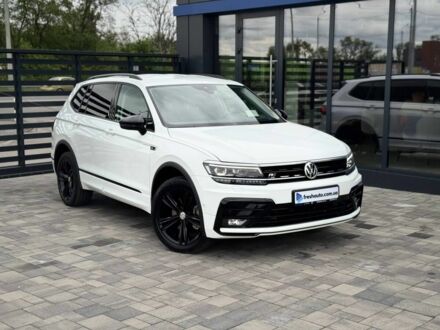 Фольксваген Тігуан 2021 у Рівному на Automoto.ua Білий Фольксваген Тігуан, об'ємом двигуна 2 л та пробігом 175 тис. км за 33500 $, фото 1 на Automoto.ua
