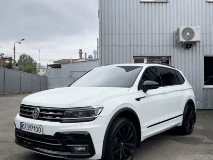 Белый Фольксваген Тигуан, объемом двигателя 1.98 л и пробегом 77 тыс. км за 26550 $, фото 1 на Automoto.ua