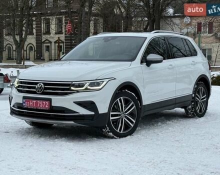 Білий Фольксваген Тігуан, об'ємом двигуна 2 л та пробігом 175 тис. км за 35400 $, фото 1 на Automoto.ua