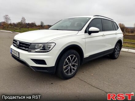 Фольксваген Тигуан 2021 в Ромнах на Automoto.ua Белый Фольксваген Тигуан, объемом двигателя 2 л и пробегом 38 тыс. км за 22000 $, фото 1 на Automoto.ua