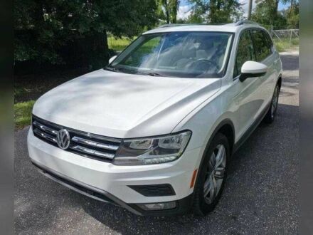 Белый Фольксваген Тигуан, объемом двигателя 2 л и пробегом 56 тыс. км за 8000 $, фото 1 на Automoto.ua