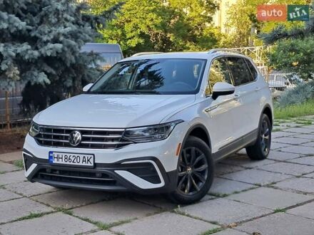 Фольксваген Тигуан 2022 в Одессе на Automoto.ua Белый Фольксваген Тигуан, объемом двигателя 2 л и пробегом 55 тыс. км за 24199 $, фото 1 на Automoto.ua
