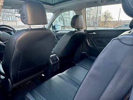 Білий Фольксваген Тігуан, об'ємом двигуна 1.98 л та пробігом 200 тис. км за 26000 $, фото 1 на Automoto.ua