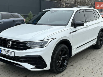 Белый Фольксваген Тигуан, объемом двигателя 1.98 л и пробегом 43 тыс. км за 27800 $, фото 1 на Automoto.ua