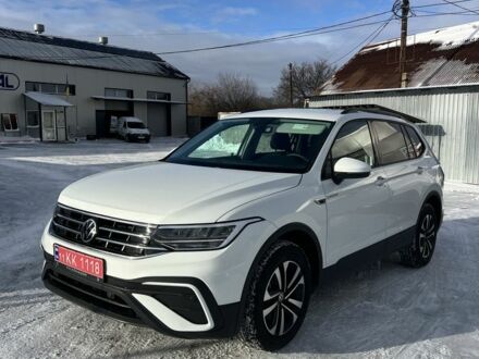 Білий Фольксваген Тігуан, об'ємом двигуна 2 л та пробігом 34 тис. км за 21700 $, фото 1 на Automoto.ua