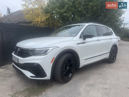 Фольксваген Тигуан 2023 в Кропивницком (Кировограде) на Automoto.ua Белый Фольксваген Тигуан, объемом двигателя 1.98 л и пробегом 34 тыс. км за 35300 $, фото 1 на Automoto.ua