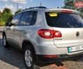Бежевий Фольксваген Тігуан, об'ємом двигуна 1.97 л та пробігом 170 тис. км за 10000 $, фото 7 на Automoto.ua