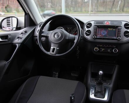 Бежевый Фольксваген Тигуан, объемом двигателя 2 л и пробегом 152 тыс. км за 10500 $, фото 10 на Automoto.ua