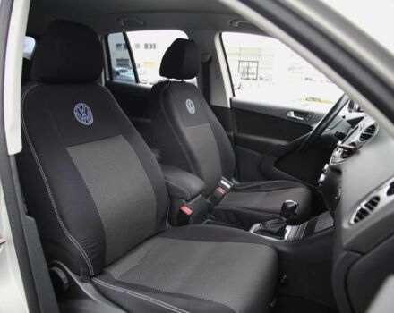 Бежевый Фольксваген Тигуан, объемом двигателя 2 л и пробегом 152 тыс. км за 10500 $, фото 9 на Automoto.ua