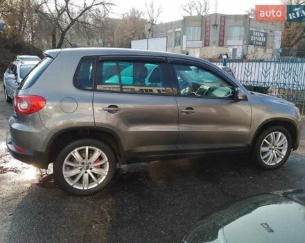 Бежевый Фольксваген Тигуан, объемом двигателя 1.98 л и пробегом 222 тыс. км за 10700 $, фото 1 на Automoto.ua