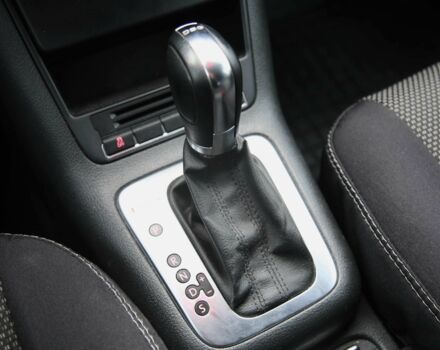 Бежевый Фольксваген Тигуан, объемом двигателя 2 л и пробегом 152 тыс. км за 10500 $, фото 17 на Automoto.ua