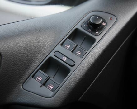 Бежевый Фольксваген Тигуан, объемом двигателя 2 л и пробегом 152 тыс. км за 10500 $, фото 19 на Automoto.ua