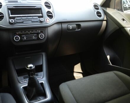 Бежевий Фольксваген Тігуан, об'ємом двигуна 1.4 л та пробігом 211 тис. км за 11500 $, фото 9 на Automoto.ua