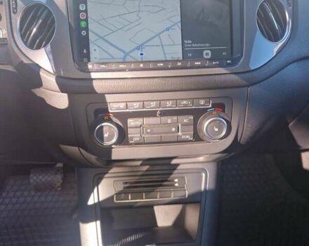 Бежевый Фольксваген Тигуан, объемом двигателя 1.97 л и пробегом 122 тыс. км за 14000 $, фото 14 на Automoto.ua