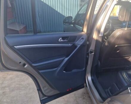 Бежевый Фольксваген Тигуан, объемом двигателя 1.97 л и пробегом 122 тыс. км за 14000 $, фото 23 на Automoto.ua