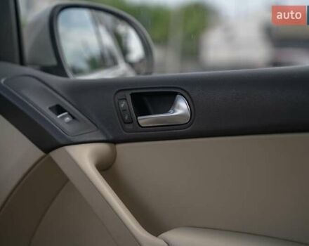 Бежевый Фольксваген Тигуан, объемом двигателя 1.98 л и пробегом 197 тыс. км за 12300 $, фото 22 на Automoto.ua