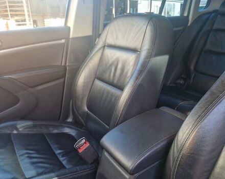 Бежевый Фольксваген Тигуан, объемом двигателя 1.97 л и пробегом 122 тыс. км за 14000 $, фото 20 на Automoto.ua