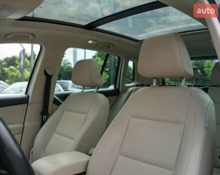 Бежевый Фольксваген Тигуан, объемом двигателя 1.98 л и пробегом 197 тыс. км за 12300 $, фото 23 на Automoto.ua