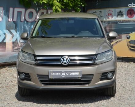 Бежевий Фольксваген Тігуан, об'ємом двигуна 1.4 л та пробігом 211 тис. км за 11500 $, фото 1 на Automoto.ua