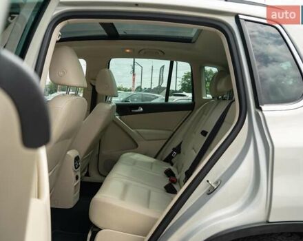 Бежевый Фольксваген Тигуан, объемом двигателя 1.98 л и пробегом 197 тыс. км за 12300 $, фото 24 на Automoto.ua