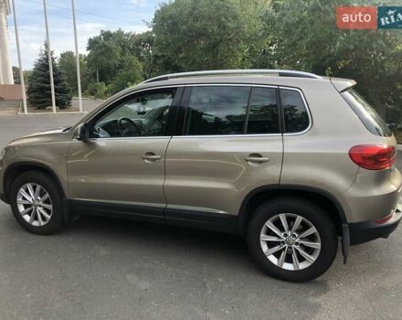 Бежевый Фольксваген Тигуан, объемом двигателя 2 л и пробегом 186 тыс. км за 16000 $, фото 1 на Automoto.ua