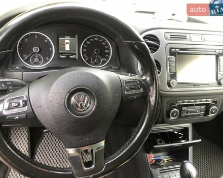 Бежевый Фольксваген Тигуан, объемом двигателя 2 л и пробегом 186 тыс. км за 16000 $, фото 7 на Automoto.ua