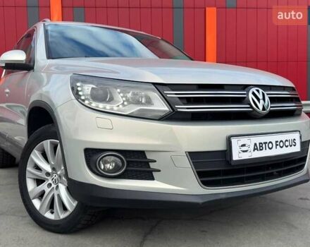 Бежевий Фольксваген Тігуан, об'ємом двигуна 1.99 л та пробігом 208 тис. км за 13990 $, фото 1 на Automoto.ua