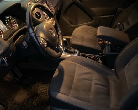 Бежевый Фольксваген Тигуан, объемом двигателя 2 л и пробегом 250 тыс. км за 9700 $, фото 4 на Automoto.ua