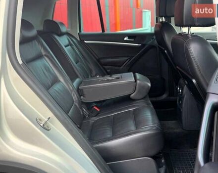 Бежевий Фольксваген Тігуан, об'ємом двигуна 1.99 л та пробігом 208 тис. км за 13990 $, фото 9 на Automoto.ua