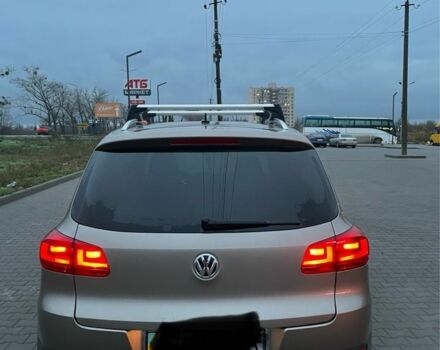 Бежевый Фольксваген Тигуан, объемом двигателя 2 л и пробегом 250 тыс. км за 9700 $, фото 2 на Automoto.ua