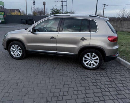 Бежевый Фольксваген Тигуан, объемом двигателя 1.97 л и пробегом 335 тыс. км за 16000 $, фото 7 на Automoto.ua