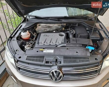 Бежевый Фольксваген Тигуан, объемом двигателя 1.97 л и пробегом 135 тыс. км за 15900 $, фото 23 на Automoto.ua
