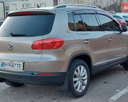 Бежевий Фольксваген Тігуан, об'ємом двигуна 1.97 л та пробігом 220 тис. км за 14900 $, фото 1 на Automoto.ua