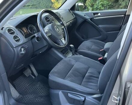 Бежевый Фольксваген Тигуан, объемом двигателя 1.97 л и пробегом 187 тыс. км за 16800 $, фото 6 на Automoto.ua