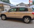 Бежевый Фольксваген Тигуан, объемом двигателя 1.97 л и пробегом 135 тыс. км за 15900 $, фото 2 на Automoto.ua