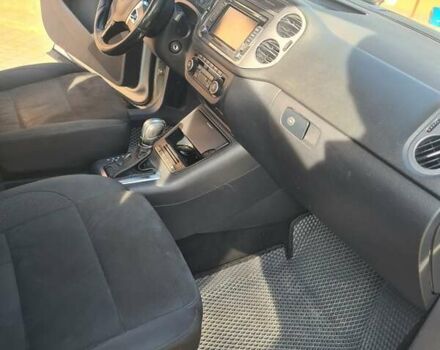 Бежевый Фольксваген Тигуан, объемом двигателя 1.97 л и пробегом 334 тыс. км за 13354 $, фото 12 на Automoto.ua