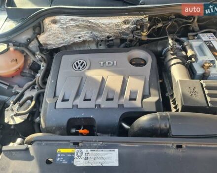 Бежевый Фольксваген Тигуан, объемом двигателя 1.97 л и пробегом 334 тыс. км за 13354 $, фото 6 на Automoto.ua