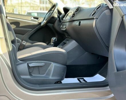 Бежевый Фольксваген Тигуан, объемом двигателя 2 л и пробегом 130 тыс. км за 17940 $, фото 42 на Automoto.ua